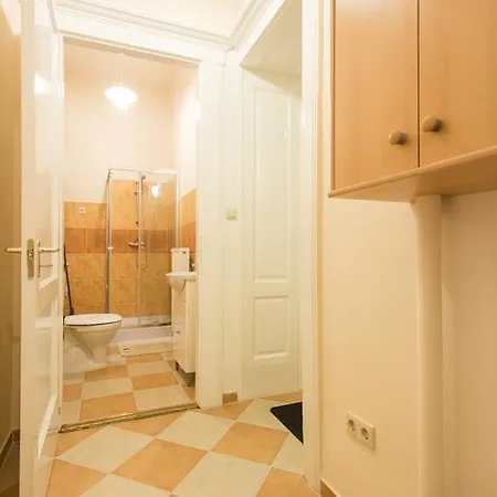 Апартаменты Riverside *